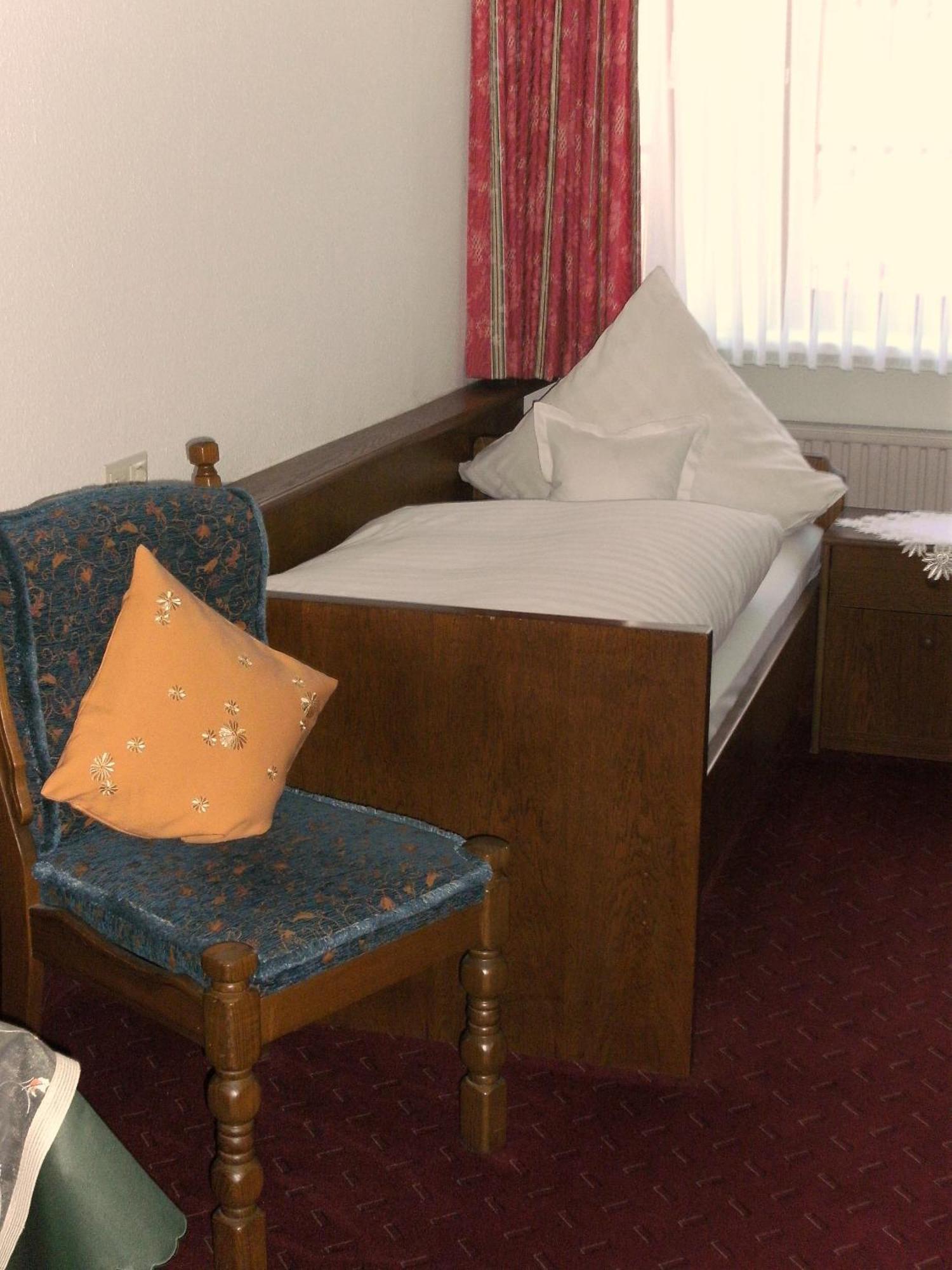 Weinhotel Hubertus Garni Klotten Zewnętrze zdjęcie