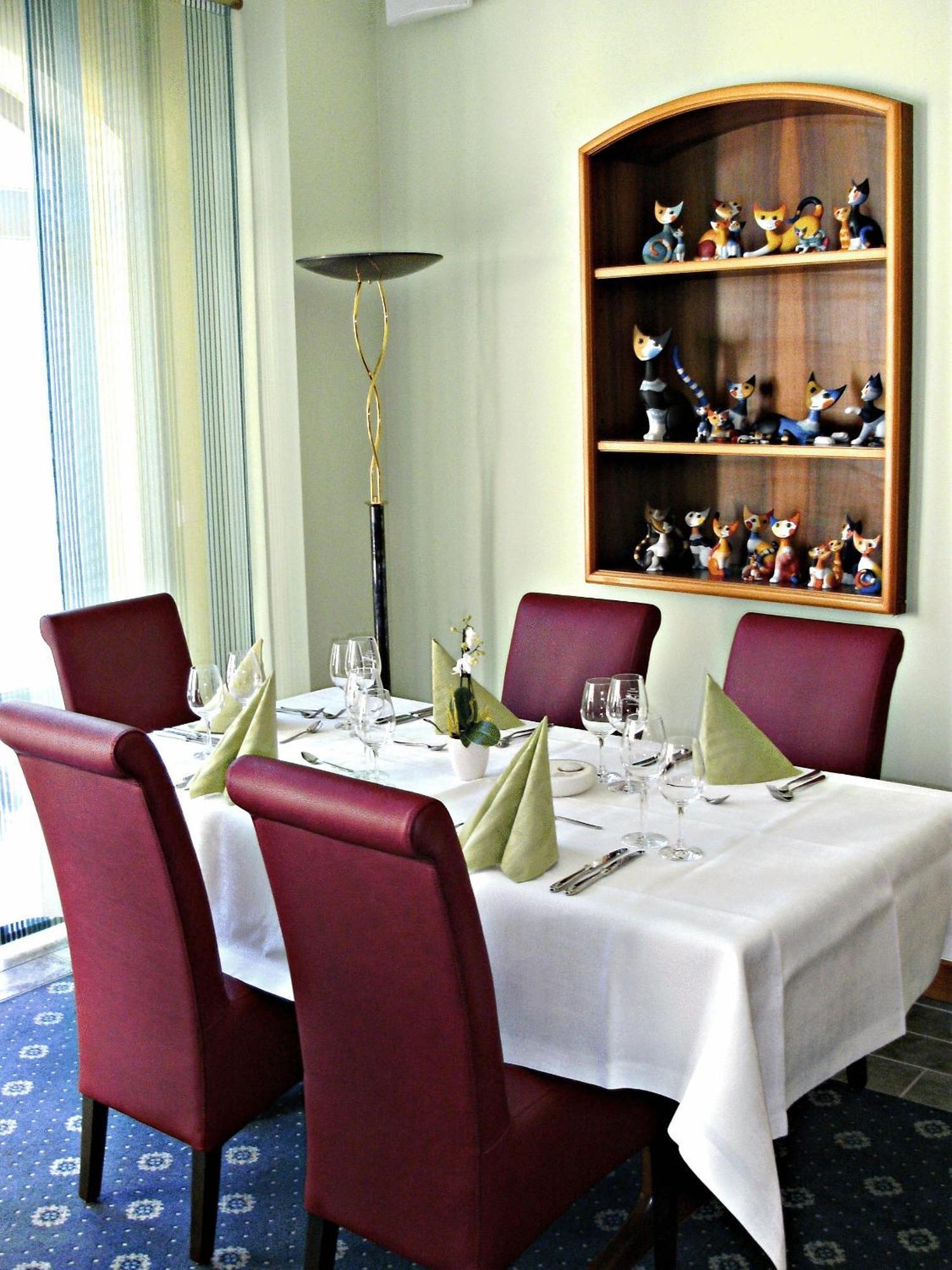 Weinhotel Hubertus Garni Klotten Zewnętrze zdjęcie