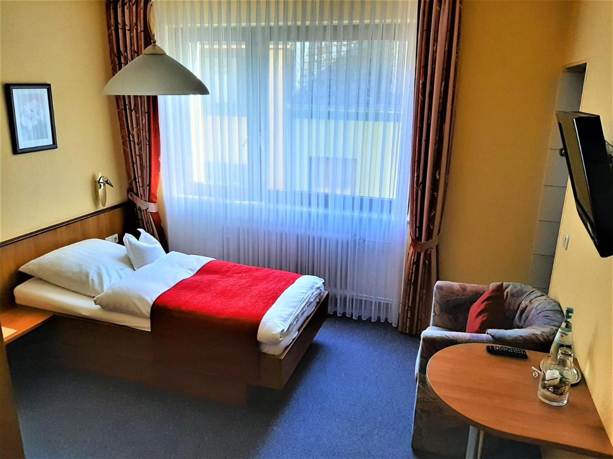 Weinhotel Hubertus Garni Klotten Zewnętrze zdjęcie